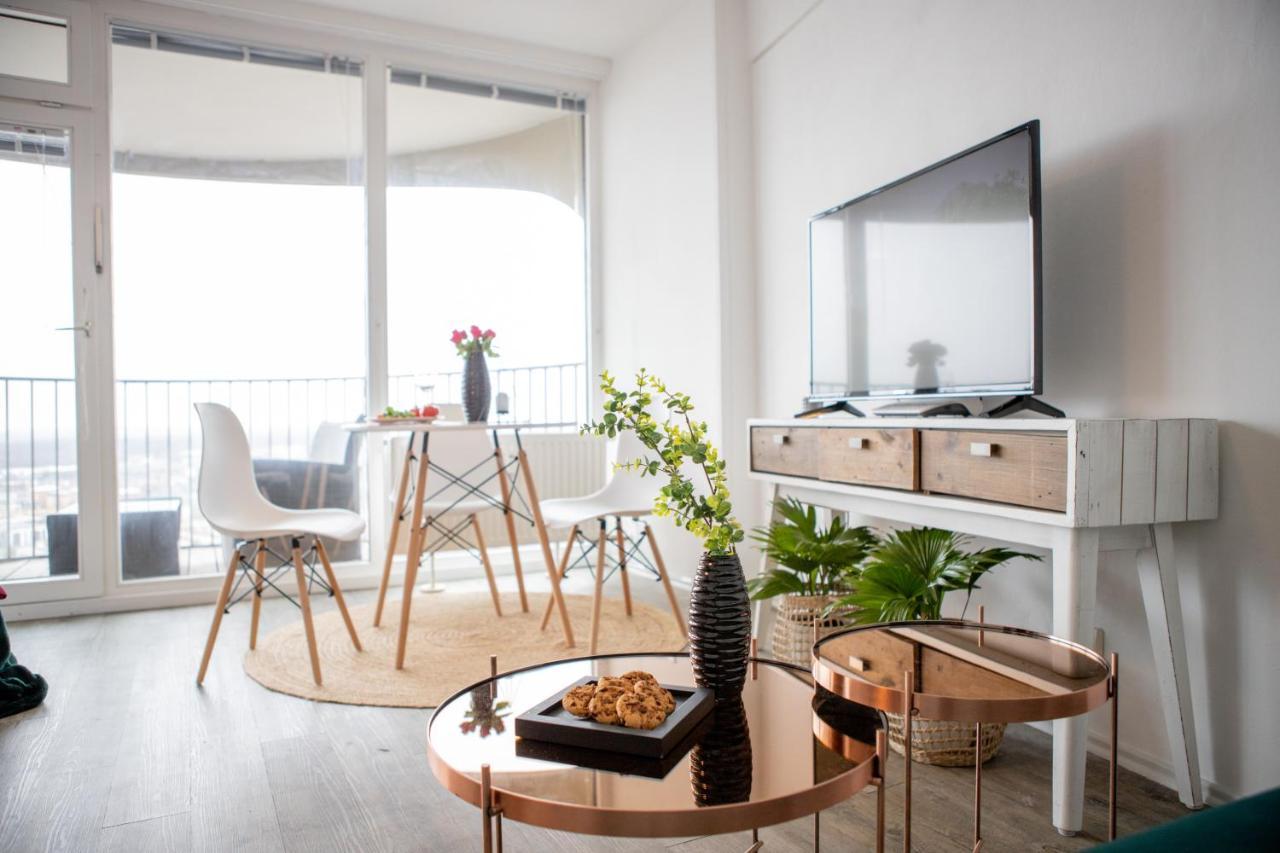 Modernes Mit Tollem Blick Ueber Stadt Apartment *